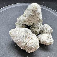 Snow Caps Ice Cream Indica 83%